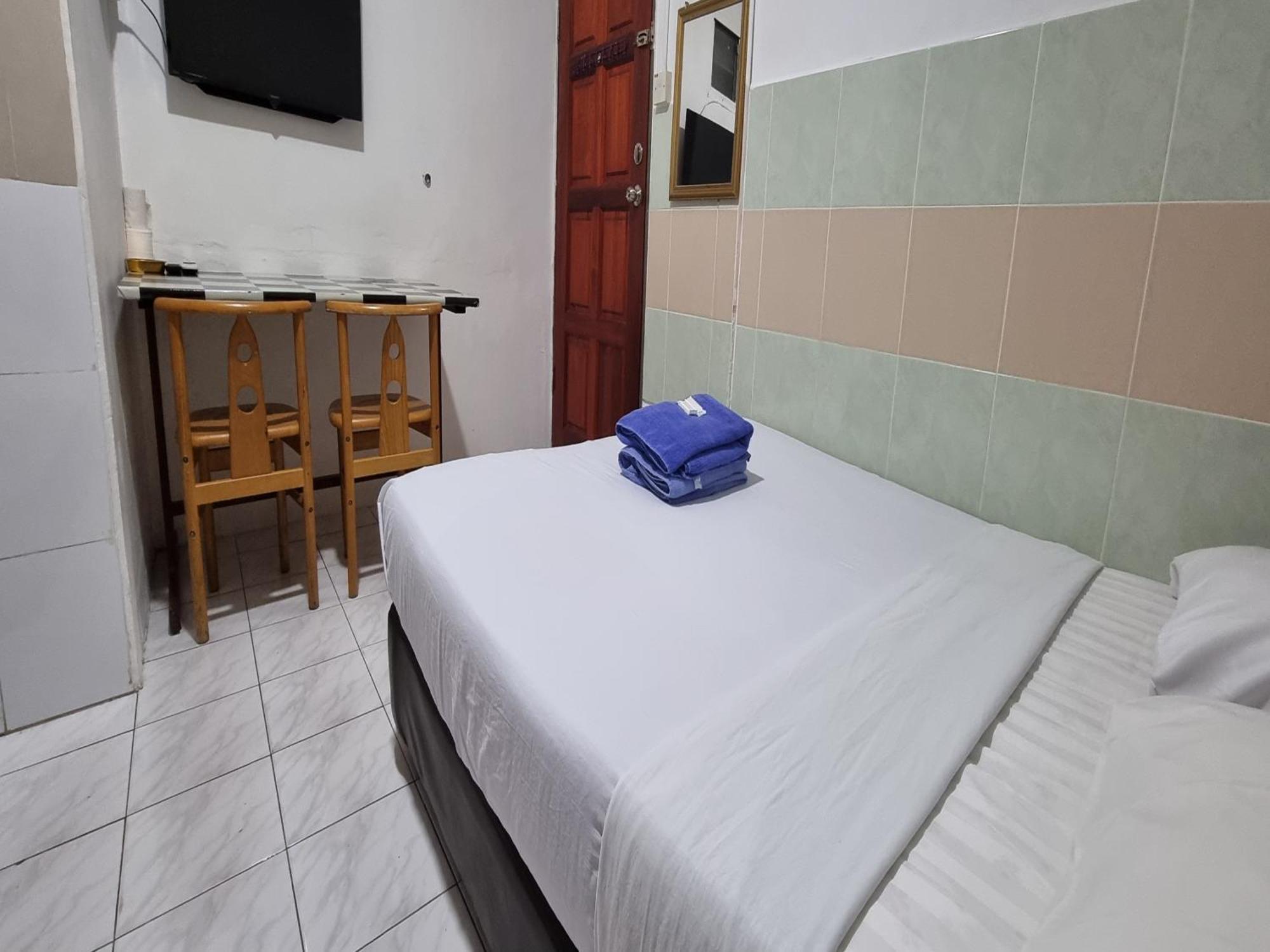 Oyo 90972 Jj Homestay Miri Exterior foto