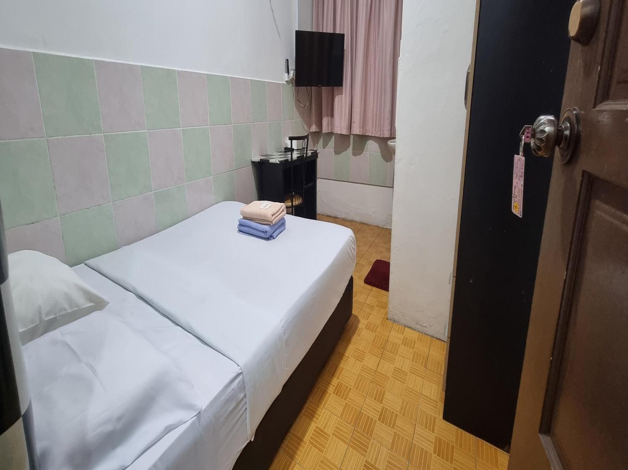 Oyo 90972 Jj Homestay Miri Exterior foto