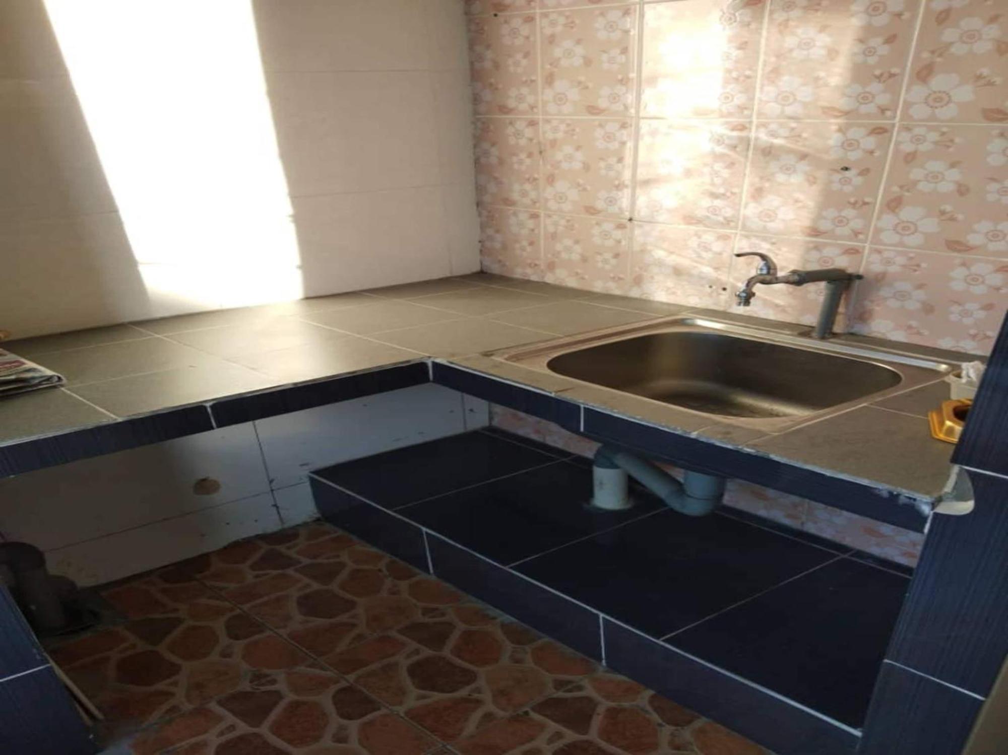 Oyo 90972 Jj Homestay Miri Exterior foto