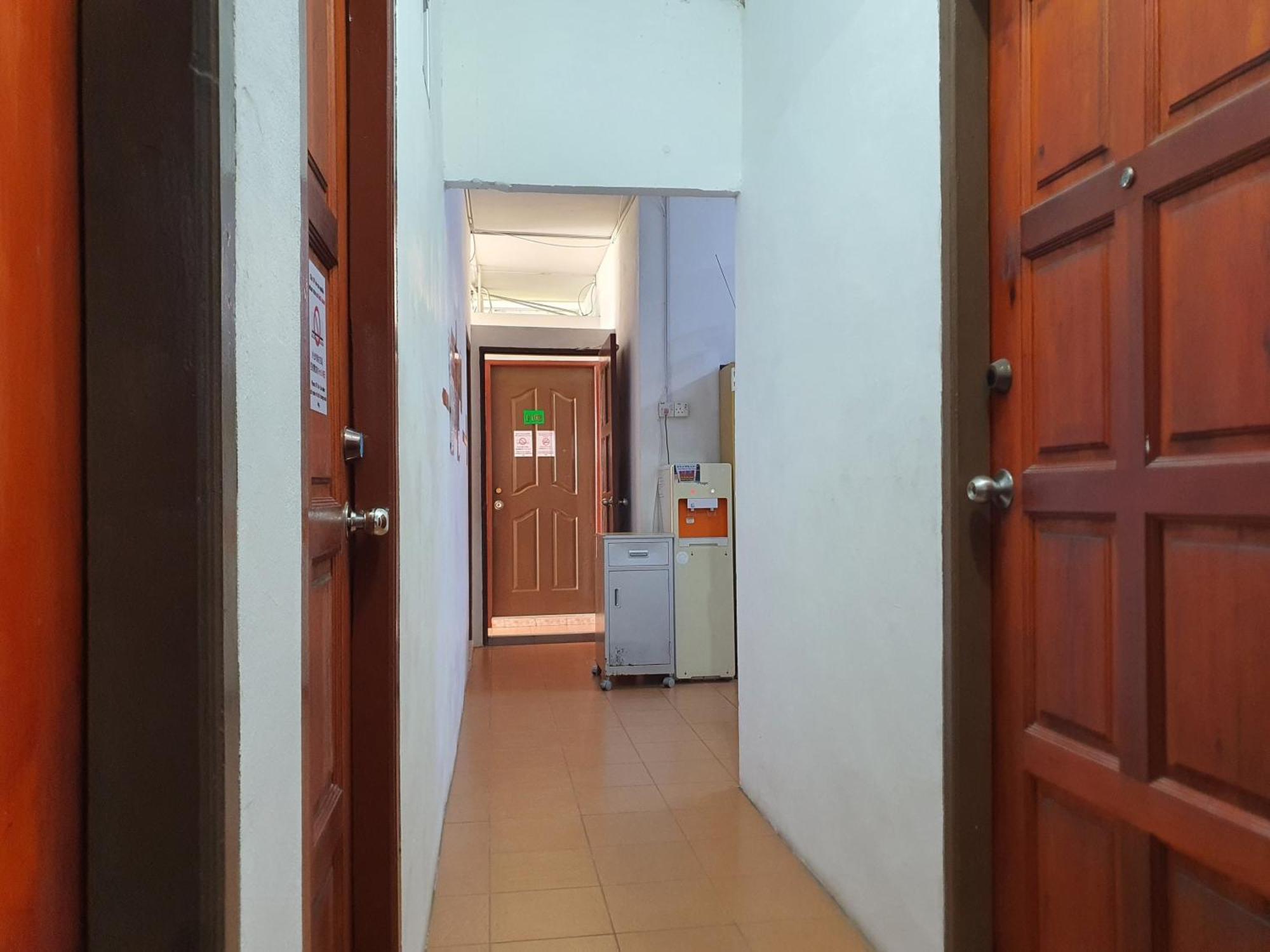 Oyo 90972 Jj Homestay Miri Exterior foto